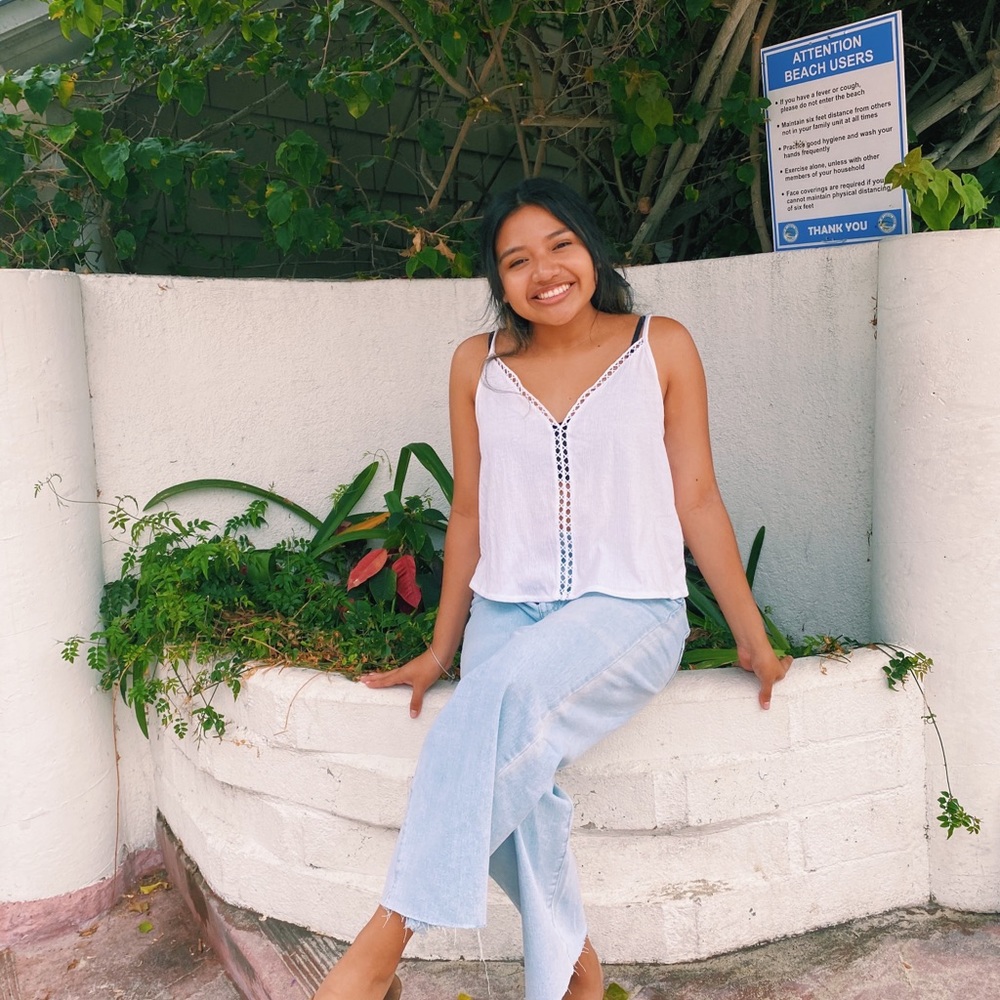 Meet your Posher, Leslie